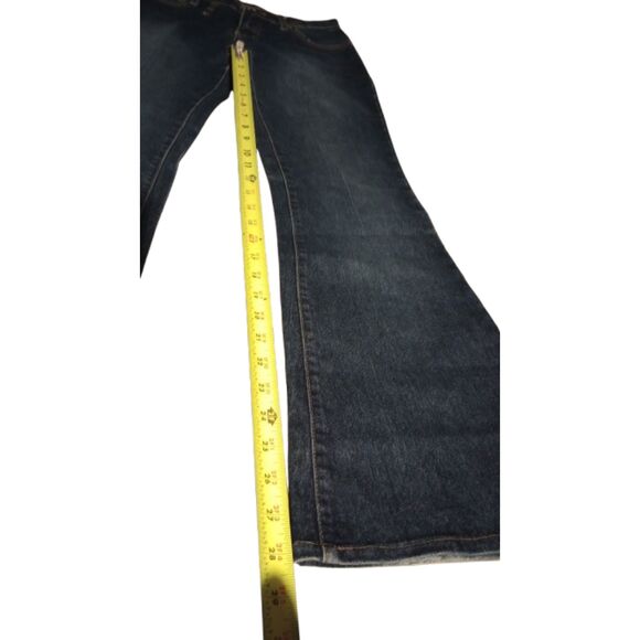 Barracuda Women's Size 28 Flared Leg Jeans - Picture 4 of 7